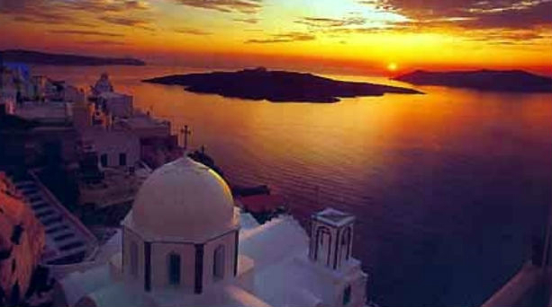 Συμμορία Αλβανών διαρρηκτών είχε ρημάξει την Σαντορίνη