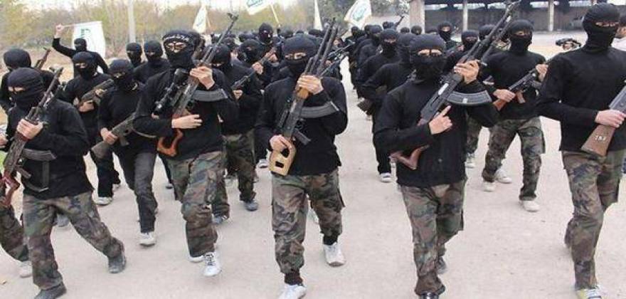 Mαχητικά της Συρίας βομβάρδισαν θέσεις ανταρτών κοντά στα σύνορα με Ιράκ