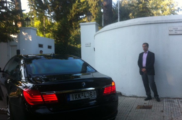 Πενήντα επτά οι προσαγωγές από τη διαμαρτυρία κοντά στο σπίτι του Α. Σαμαρά