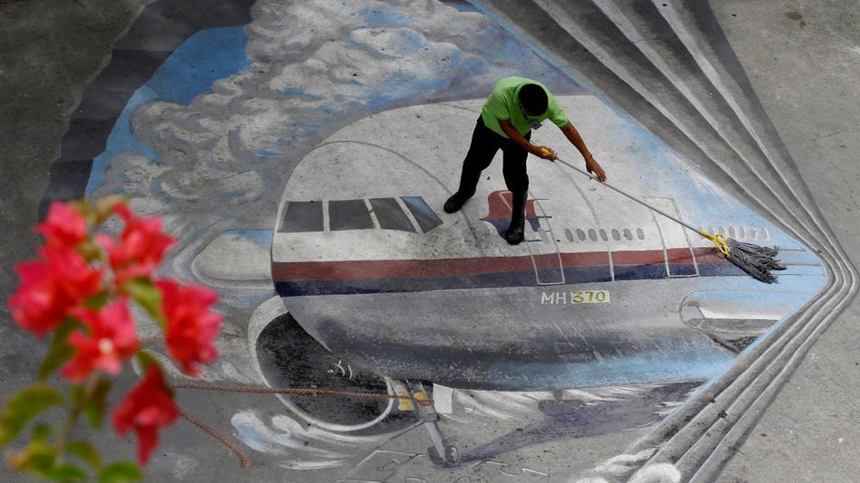 Αυστραλιανοί αξιωματούχοι: Το μαλαισιανό Boeing πετούσε με τον αυτόματο πιλότο