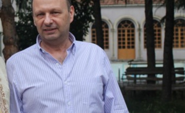 Ο Θάνατος του τραπεζίτη των Τιράνων από την άλλη πλευρά του Ατλαντικού