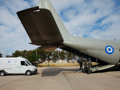 Αεροδιακομιδή ασθενών με C-130 και Α-109 της Πολεμικής Αεροπορίας