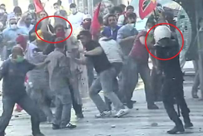 Προφυλάκισαν φέτος τον αστυνομικό που είχε σκοτώσει διαδηλωτή πέρυσι το καλοκαίρι