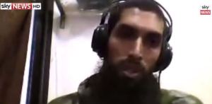 Ομολογία-σοκ από στέλεχος του ISIL: “Εκπαιδεύουμε Βρετανούς εφήβους να σφάζουν στη Συρία” (vid)