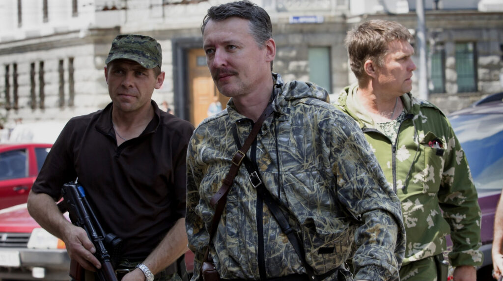 Συνταγματάρχης Igor Strelkov: “Οι ΗΠΑ έστειλαν Apache στην Ουκρανία” (vid)