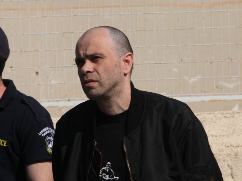 Ο πραγματικός Μιχάλης Μιχελάκης και ο πρώην ιδιοκτήτης του ΙΧ που αγόρασε ο Μαζιώτης