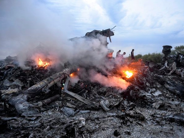 Ουκρανική κυβέρνηση: Tρέμει τις αποκαλύψεις από τα “μαύρα κουτιά” του Boeing