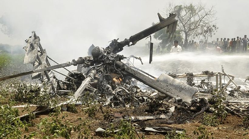 Ινδία: Συντριβή στρατιωτικού ελικοπτέρου με επτά νεκρούς