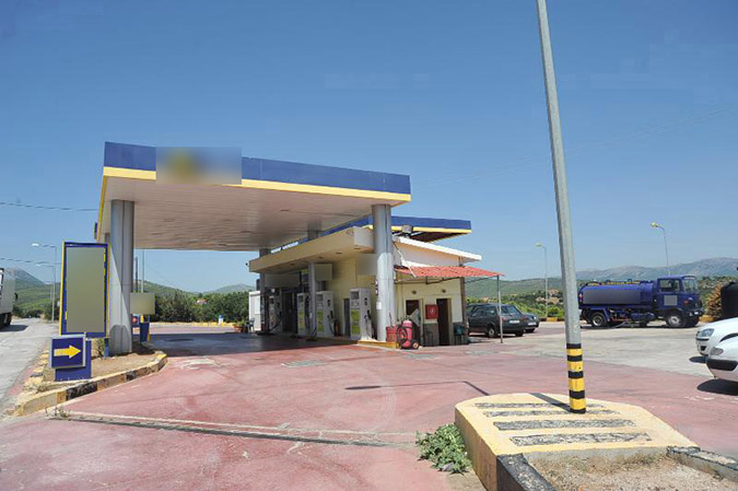 Εξαρθρώθηκε σπείρα που έκλεβε καύσιμα από αγωγό της Π.Α. στη Βοιωτία [εικόνες]