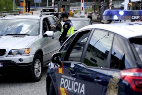 Η ισπανική αστυνομία συνέλαβε 2 γυναίκες που προσπάθησαν να ενταχθούν στο ISIL