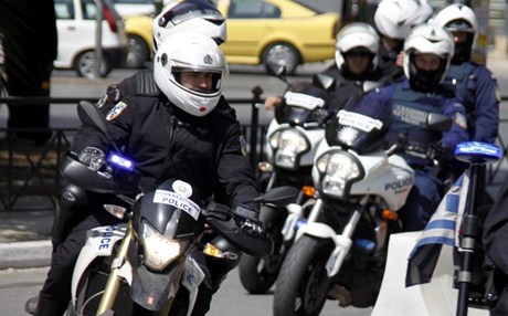 Θεσσαλονίκη: Έκλεψαν αυτοκίνητο που είχε μέσα παιδί – Επιχείρηση για τον εντοπισμό του