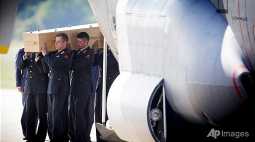 65 σοροί του μοιραίου Β-777 έχουν αναγνωριστεί