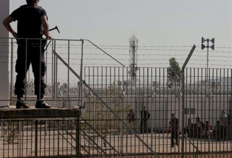 Σε απεργία πείνας 100 “λάθρο” στο Παρανέστι από χθές – Μόνο οι 45 συνεχίζουν σήμερα