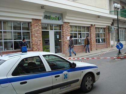 Λασίθι: Άγνωστος λήστεψε τις εισπράξεις ιδιοκτήτριας καφετέριας