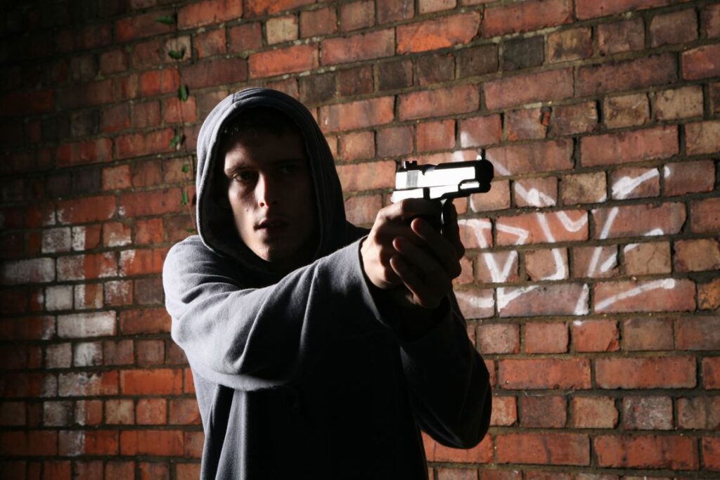 ΕΚΤΑΚΤΟ: Ληστεία και ομηρεία στο Δίστομο!