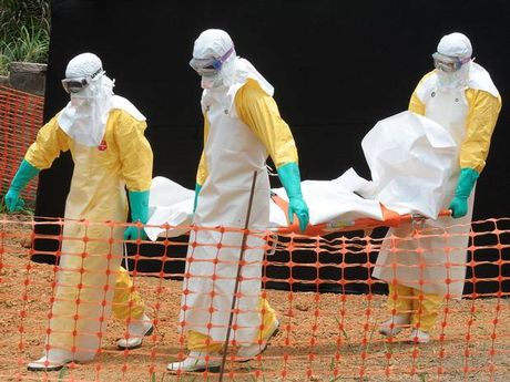Κλειστά τα σύνορα της Ακτής Ελεφαντοστού προς Γουινέα και Λιβερία