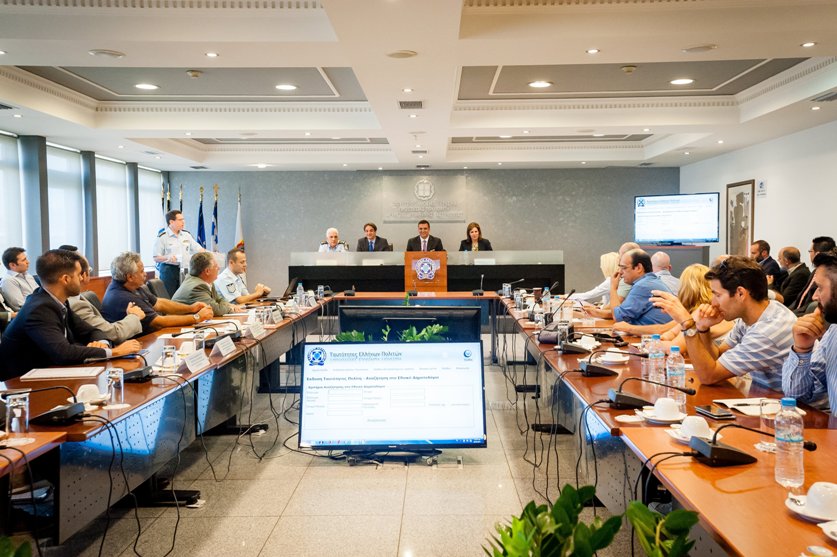 Παρουσιάστηκε ο νέος τρόπος έκδοσης ταυτοτήτων – Θα εκδίδονται σε 20 λεπτά