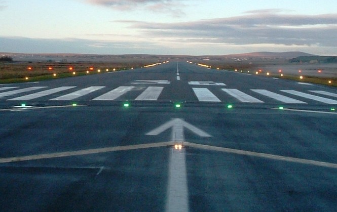 Πολιτικό και το αεροδρόμιο της Τρίπολης