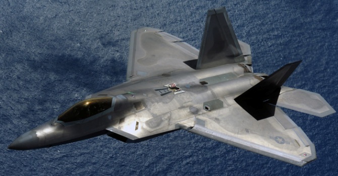 F-22: Επίδειξη του αμερικανικού μαχητικού στο Planes of Fame