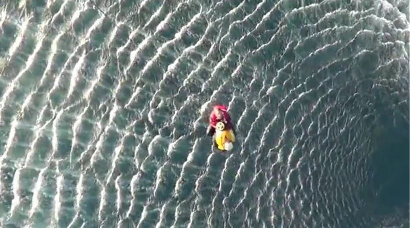 Καρέ-καρέ η επιχείρηση διάσωσης του πιλότου του λιθουανικού SU-26 (vid)