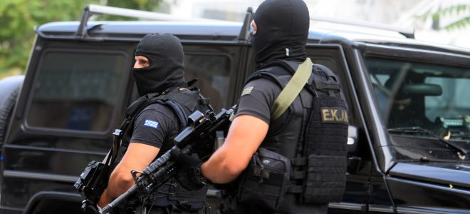 Μόνο στη δικηγόρο του Ι.Κούρτοβικ μιλάει ο συλληφθείς της ομάδας Μαζιώτη
