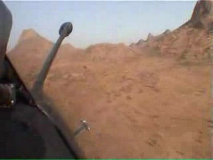 Μαχητικά αεροσκάφη που αγγίζουν το έδαφος – Εκπληκτικές Low Level πτήσεις [βίντεο]