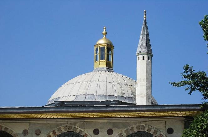 Τουρκία: Σύγκρουση drone με τζαμί! – Βίντεο