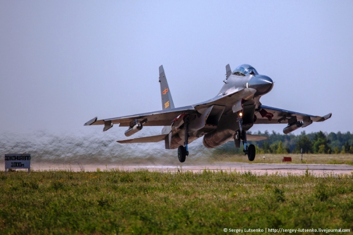 Κινεζικά Su-30MKK στη Ρωσία σε μία σπάνια επίσκεψη (φωτό)