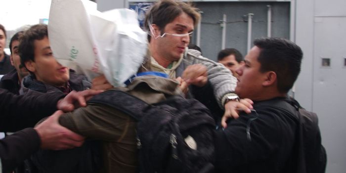 Δείτε τη στιγμή της επίθεσης Τούρκων στους τρεις Αμερικανούς ναύτες στην Κωνσταντινούπολη
