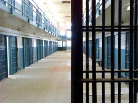Λάρισα: 57χρονος αποπλανούσε την 14χρονη ανηψιά του!