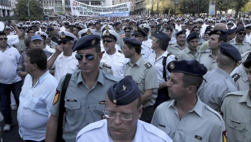 Πρόωρες συντάξεις σε στελέχη ΕΔ και ΣΑ – Κλιμακωτά θα ανεβαίνουν τα όρια συνταξιοδότησης – Ολο το ν/σ