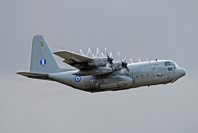 Aεροσκάφος C-130 μετέφερε ασθενή με Αμιατροφική Σκλήρυνση στο Αμβούργο