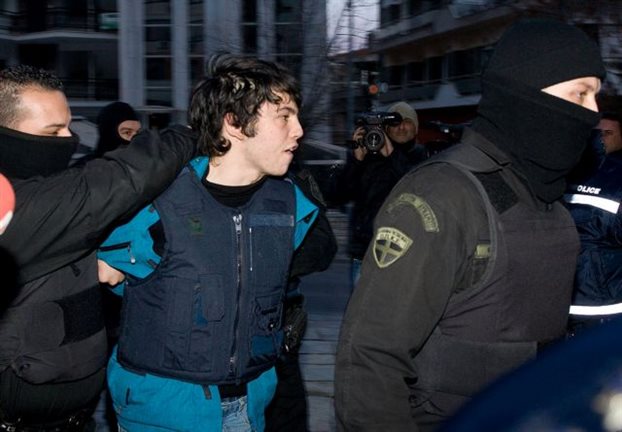 Κατάληψη υπέρ Ρωμανού σε τηλεοπτικό σταθμό της Κρήτης!