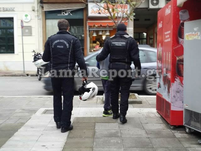 Λαμία: Ρομά απείλησε 12χρονο και του έκλεψε το κινητό