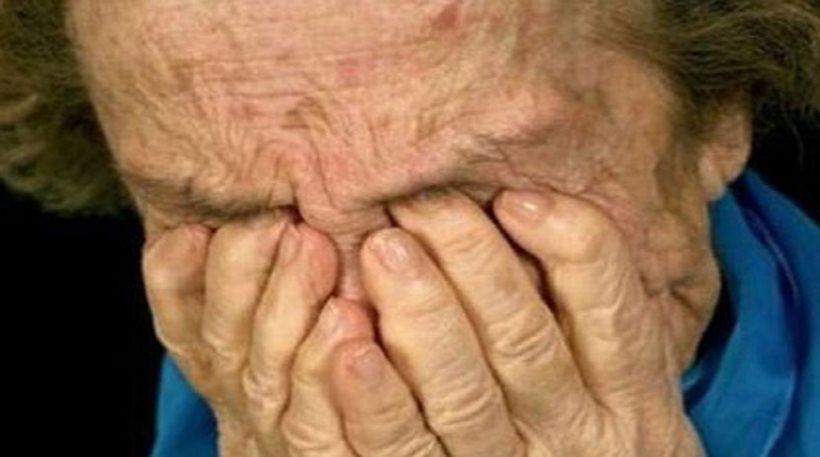 Ροδόπη: Πλανόδιοι πωλητές λήστεψαν ηλικιωμένη