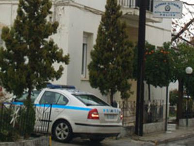 «Έσπασαν» και πυροβόλησαν το σπίτι της μητέρας τους!