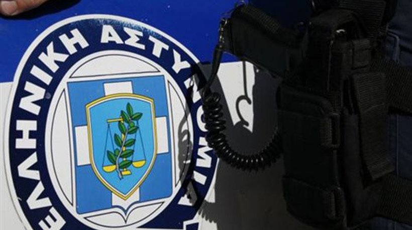 Εντόπιζαν ηλικιωμένους μέσω site γνωριμιών και τους εξαπατούσαν με… χυμούς για να τους ληστέψουν!