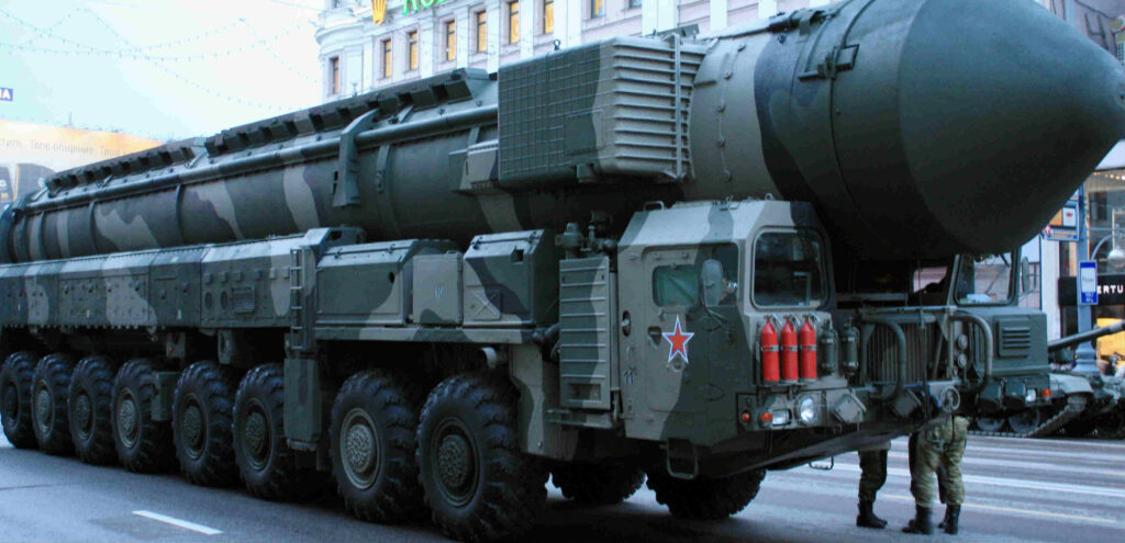 Οι νεοναζί του Κιέβου κατηγορούν τη Ρωσία ότι μεταφέρει πυρηνικά στην… ουκρανική Κριμαία – Κάτι δεν έχουν καταλάβει