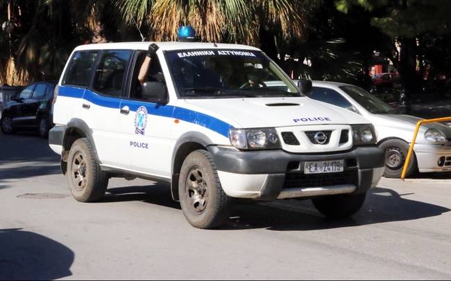 Πέντε συλλήψεις για κατοχή ηρωίνης