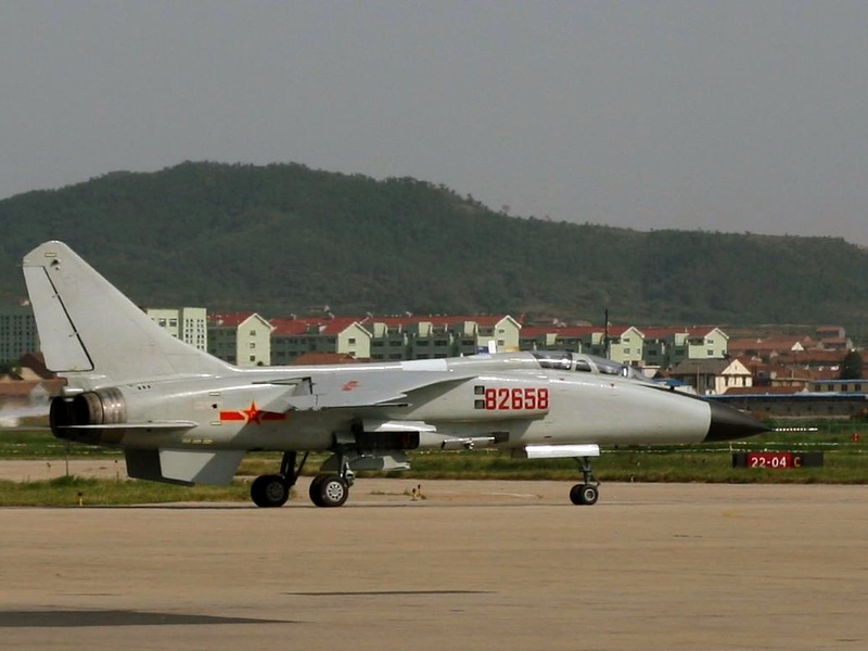 Εσπευσμένα ναυτική έκδοση του JH-7 ετοιμάζει η Κίνα υπό το φόβο του Βιετνάμ
