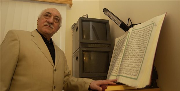 Ένταλμα σύλληψης κατά του Φετουλάχ Γκιουλέν με εντολή Ερντογάν