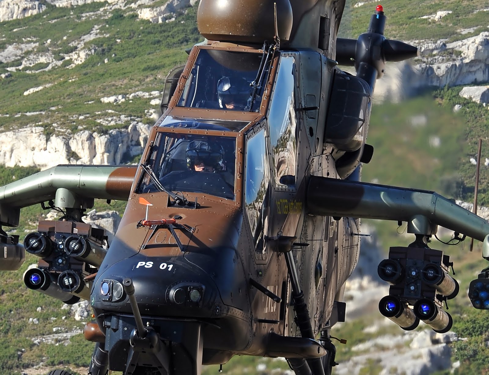 Επιθετικό ελικόπτερο TIGER: Η γαλλογερμανική απάντηση στο APACHE [βίντεο]
