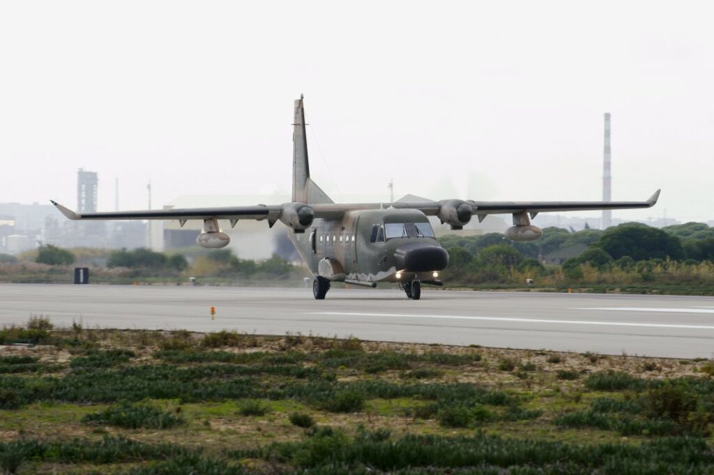 Δύο πορτογαλικά C-212 προμηθεύτηκε η Ουρουγουάη