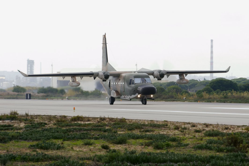 Δύο πορτογαλικά C-212 προμηθεύτηκε η Ουρουγουάη