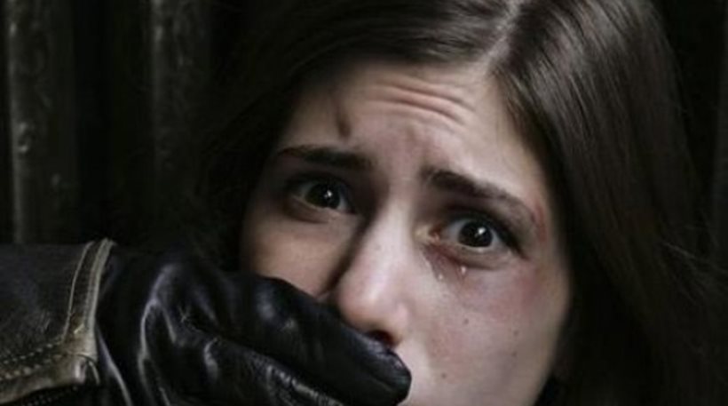 Καβάλα: Τρόμος τα Χριστούγεννα για νεαρή κοπέλα