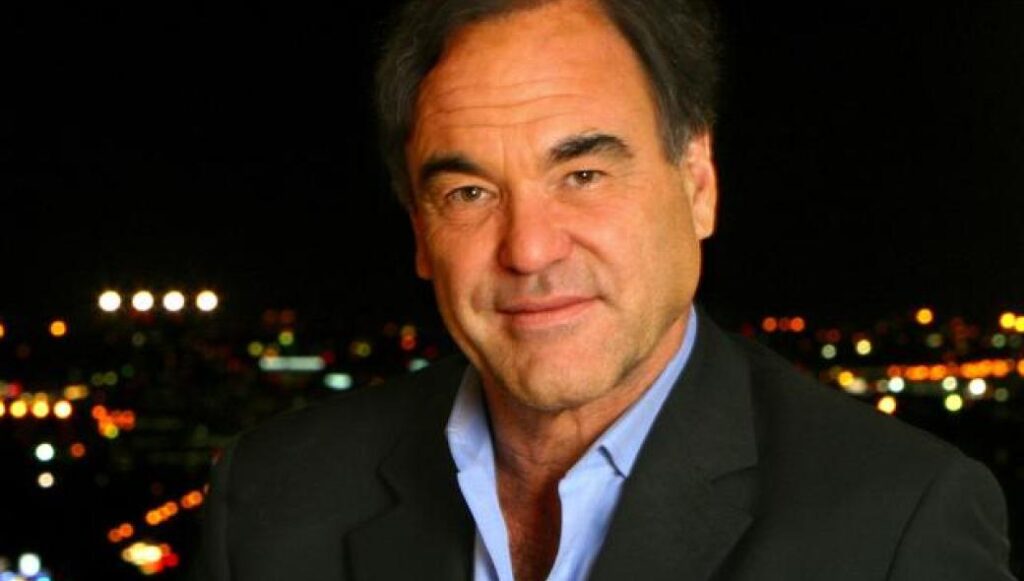 Oliver Stone: “Η ηγεσία των ΗΠΑ, η CIA, και οι αμερικανικές ΜΚΟ οργάνωσαν το πραξικόπημα της Ουκρανίας” (vid)