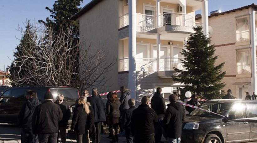 Συγκλονιστικό βίντεο με ηλικιωμένη αυτόπτη μάρτυρα του τριπλού φονικού στο Ωραιόκαστρο (βίντεο)