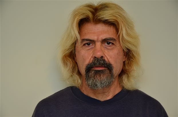 EKTAKTO: Η Αντιτρομοκρατική συνέλαβε το Χριστόδουλο Ξηρό – Βρήκαν στη γιάφκα RPG-7 με 3 ρουκέτες και ΑΚ-47 με λέηζερ (upd 4)