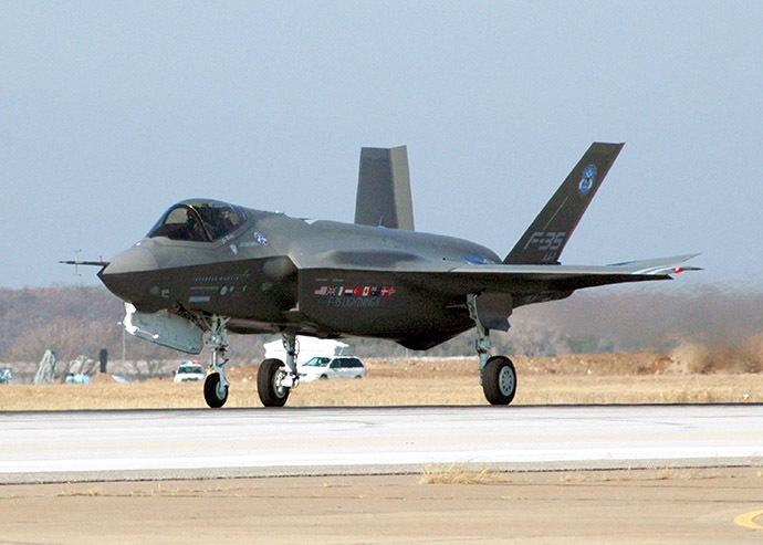 Το F-35 δεν θα μπορεί να χρησιμοποιεί το πυροβόλο νωρίτερα από το 2019!
