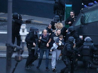 Πιθανόν στην αρχή της ομηρίας σκοτώθηκαν τα θύματα στο εβραϊκό παντοπωλείο
